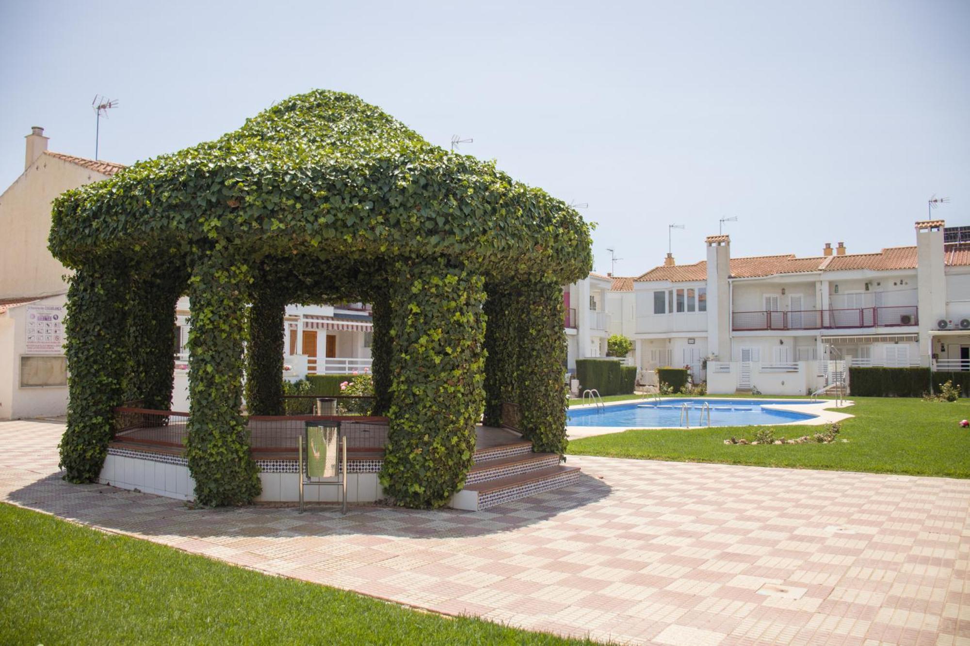 Chalet Santiago De La Ribera Exteriér fotografie
